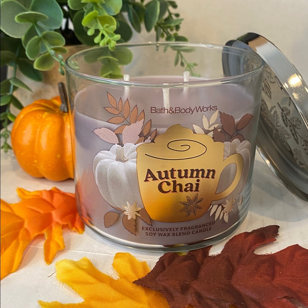 Bath & Body Works “Autumn Chai” 3 Wick Candle